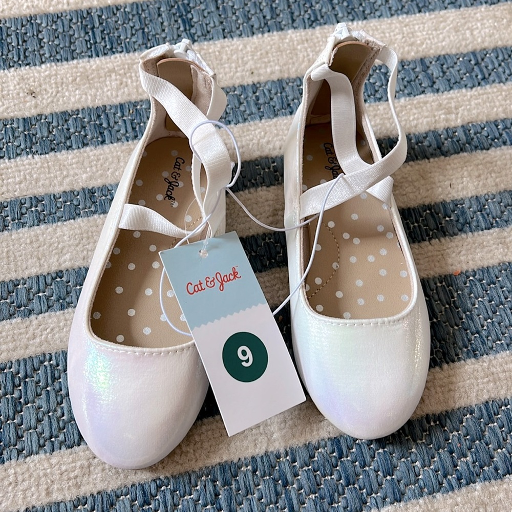 Cat & Jack girls size 9 ballerina shoe
